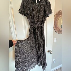 Baltic Born Flowy Maxi Dress with Leaf Detail & soft adjustable belt (Like new)
